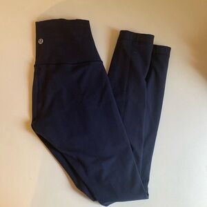 Navy lululemon wunder under leggings